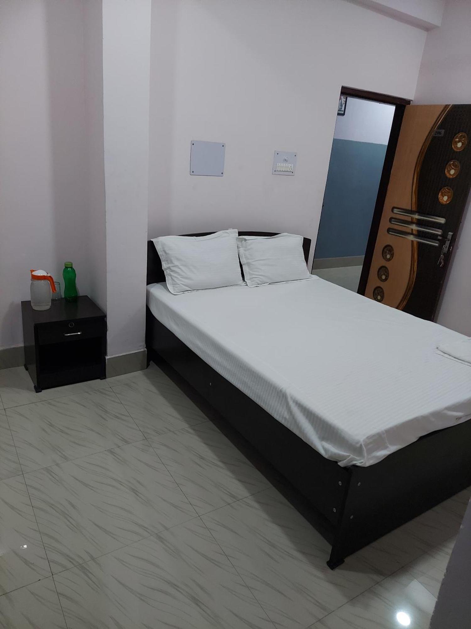 Raison Hotel Jamshedpur Eksteriør billede